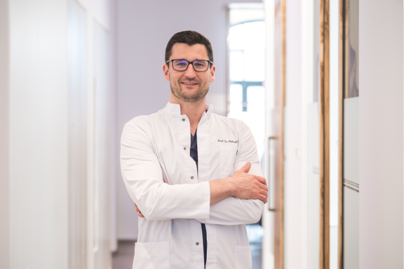 Prof. Dr. med. Manuel Held, Plastische und Ästhetische Chirurgie Reutlingen